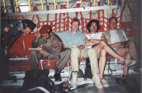 In C-130 (Hercules) met Belgische para's en Gabonese officier tussen Libreville en Kinshasa