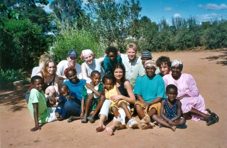 Met Goedele Liekens als UNICEF ambassadeur in Botswana voor VTM Telefacts