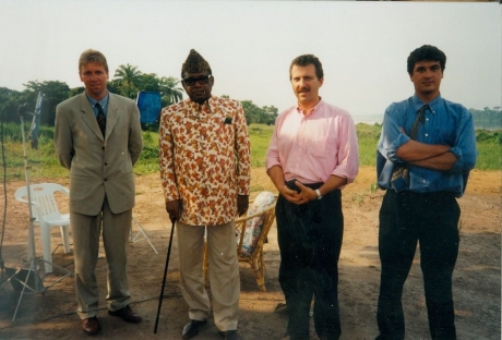 Mobutu liet ons elke ochtend tevergeefs om 5 uur opstaan voor het interview. Na 2 weken ging het eindelijk door: antichambreren.